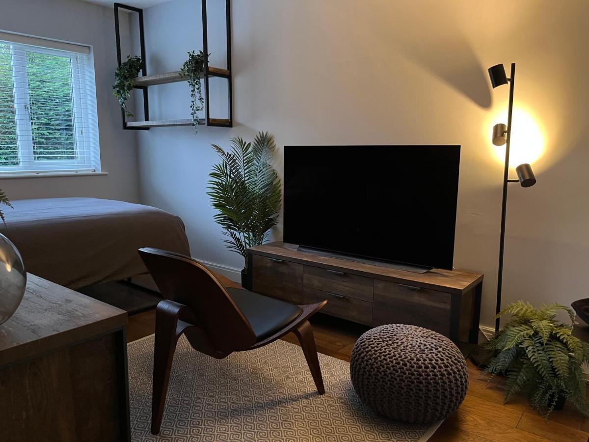 Stunning Beverley Bungalow W Fireplace, Private Parking, And Garden Buitenkant foto